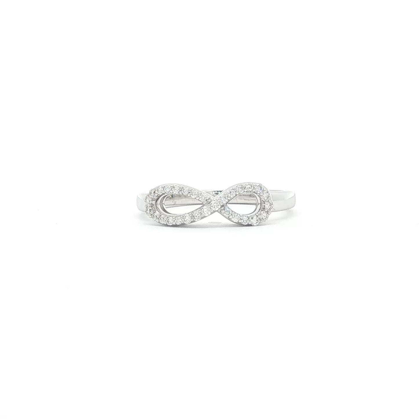 18kt White Gold Infinity Ring