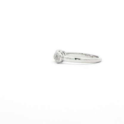 18kt White Gold Infinity Ring