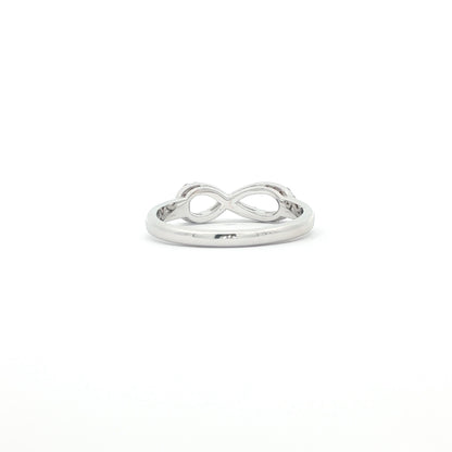 18kt White Gold Infinity Ring