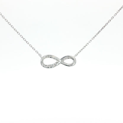 18kt White Gold Infinity Pendant