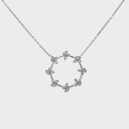 18kt White Gold Olive Circle Pendant