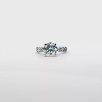 18kt White Gold 2.51ct Diamond Ring